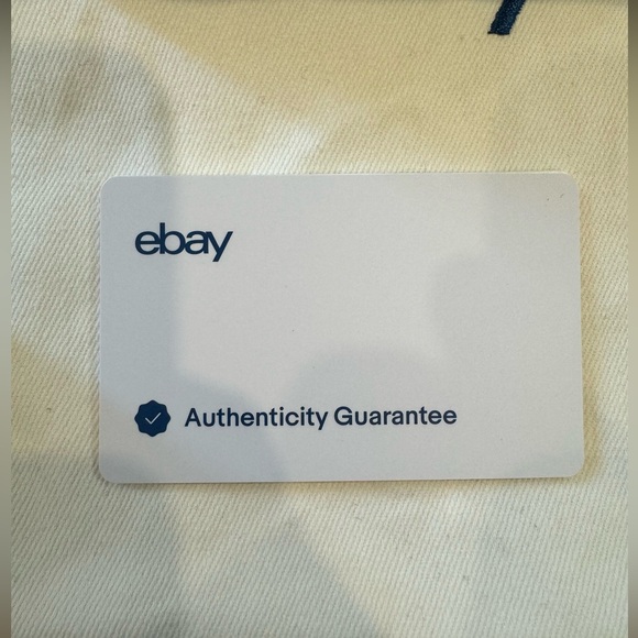 Chanel Iridescent Purple Passport Cover - Picture 8 of 15